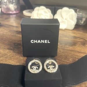 Chanel Earrings Silver- Metal - Strass - Crystals